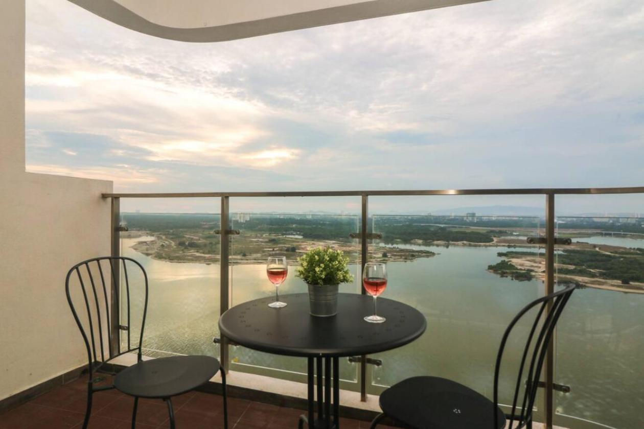 Aparthotel Country Garden Danga Bay @ Uha Johor Bahru Zewnętrze zdjęcie